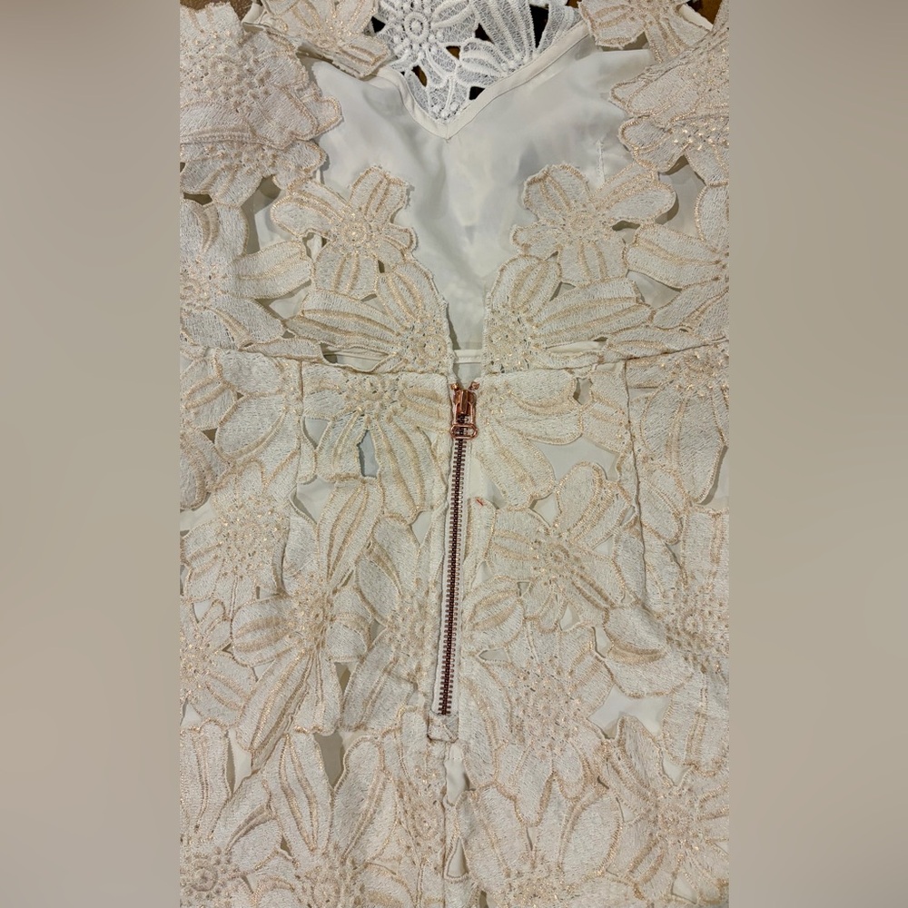 SAYLOR  Cream Floral Lace Backless Halter Dress - Picture 5 of 13